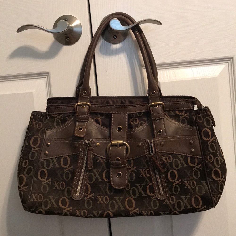 Medium purse